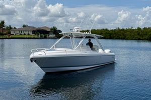 UTOPIA 32ft Intrepid Yacht For Sale