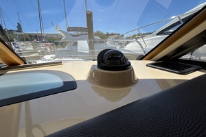 30ft Cutwater Yacht For Sale