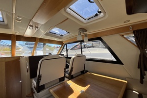 30ft Cutwater Yacht For Sale