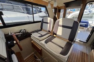 30ft Cutwater Yacht For Sale