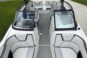 24ft Yamaha Boats Yacht For Sale