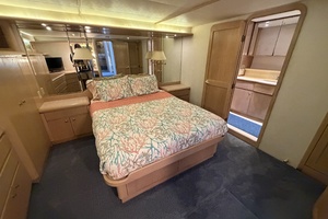 58ft West Bay Yacht For Sale