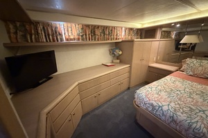 58ft West Bay Yacht For Sale