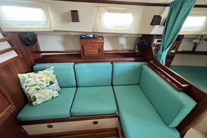 Lazy Susan 31ft Island Packet Yacht For Sale