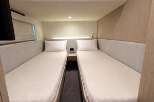 53FT (16.15M) AZIMUT