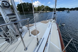 47ft Passport Yacht For Sale