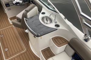 27ft Sea Ray Yacht For Sale