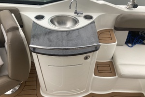27ft Sea Ray Yacht For Sale