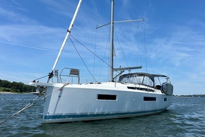 44ft Jeanneau Yacht For Sale