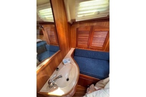 Blue Sky 40ft Sabre Yacht For Sale