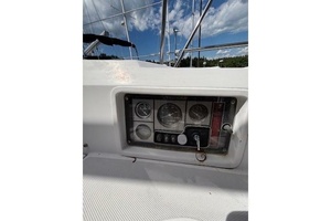 Blue Sky 40ft Sabre Yacht For Sale