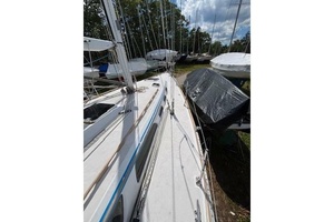 Blue Sky 40ft Sabre Yacht For Sale