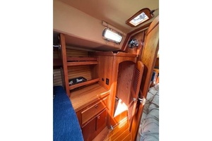 Blue Sky 40ft Sabre Yacht For Sale