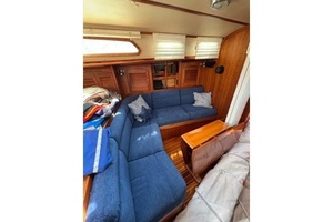 Blue Sky 40ft Sabre Yacht For Sale