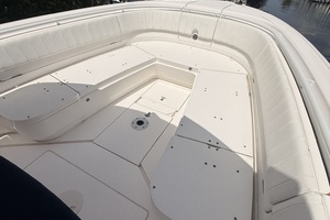 32ft Intrepid Yacht For Sale