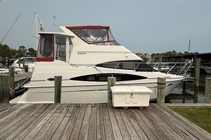 36ft Carver Yacht For Sale