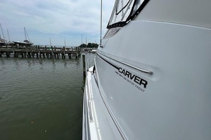 36ft Carver Yacht For Sale