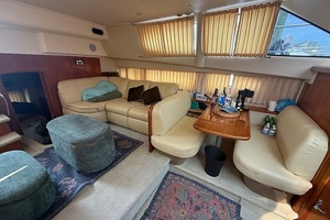 36ft Carver Yacht For Sale