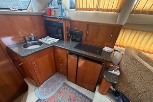 36ft Carver Yacht For Sale