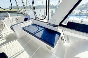 DeFever 49 Flybridge starb seating 