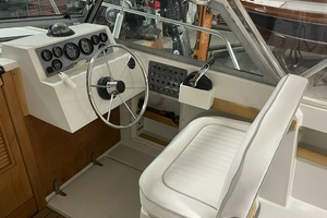 24ft Limestone Yacht For Sale
