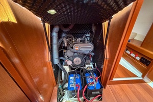 Boat Pour 34ft Beneteau Yacht For Sale