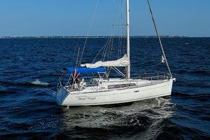 Boat Pour 34ft Beneteau Yacht For Sale