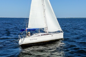 Boat Pour 34ft Beneteau Yacht For Sale