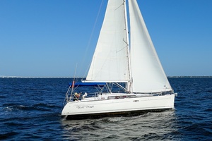 Boat Pour 34ft Beneteau Yacht For Sale