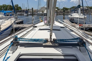 Boat Pour 34ft Beneteau Yacht For Sale