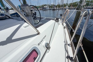 Boat Pour 34ft Beneteau Yacht For Sale