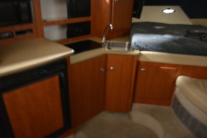 Lady G 30ft Bayliner Yacht For Sale