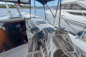 Tenacity 38ft Hunter Yacht For Sale
