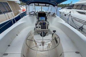 Tenacity 38ft Hunter Yacht For Sale
