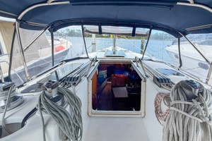 Tenacity 38ft Hunter Yacht For Sale