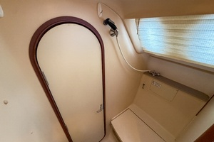 Tenacity 38ft Hunter Yacht For Sale