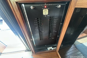 Overdraft 48ft Hatteras Yacht For Sale