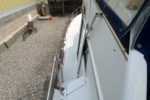 Overdraft 48ft Hatteras Yacht For Sale