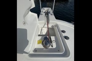 31ft Luhrs Yacht For Sale