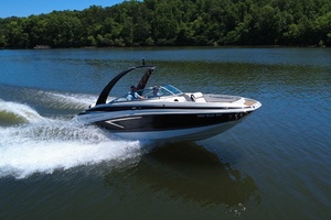 25ft Crownline Yacht For Sale