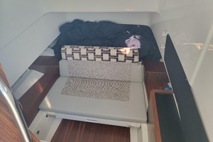 Over Bohr rsquo d 32ft Pursuit Yacht For Sale