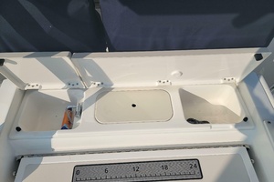 Over Bohr rsquo d 32ft Pursuit Yacht For Sale