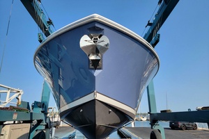 Over Bohr rsquo d 32ft Pursuit Yacht For Sale