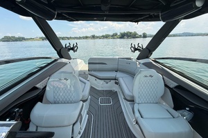 26ft Sea Ray Yacht For Sale