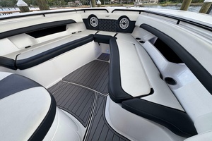 Sunset Chaser 32ft Tidewater Yacht For Sale