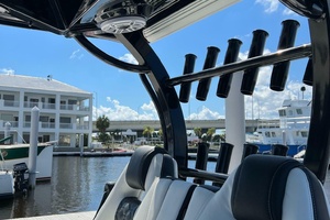 Sunset Chaser 32ft Tidewater Yacht For Sale