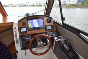 30ft Cutwater Yacht For Sale