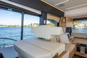 45ft Greenline Yacht For Sale