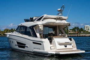 45ft Greenline Yacht For Sale
