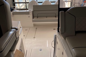 37FT (11M) PURSUIT